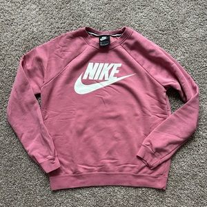 Nike Crewneck Pullover Sweatshirt